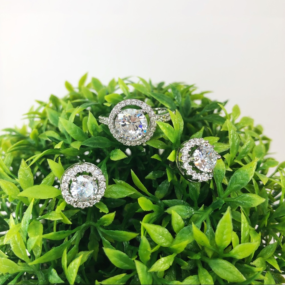 👏🏼CLEARANCE👏🏼S925 Sterling Sliver doing stud earring and ring - Picture 7 of 14